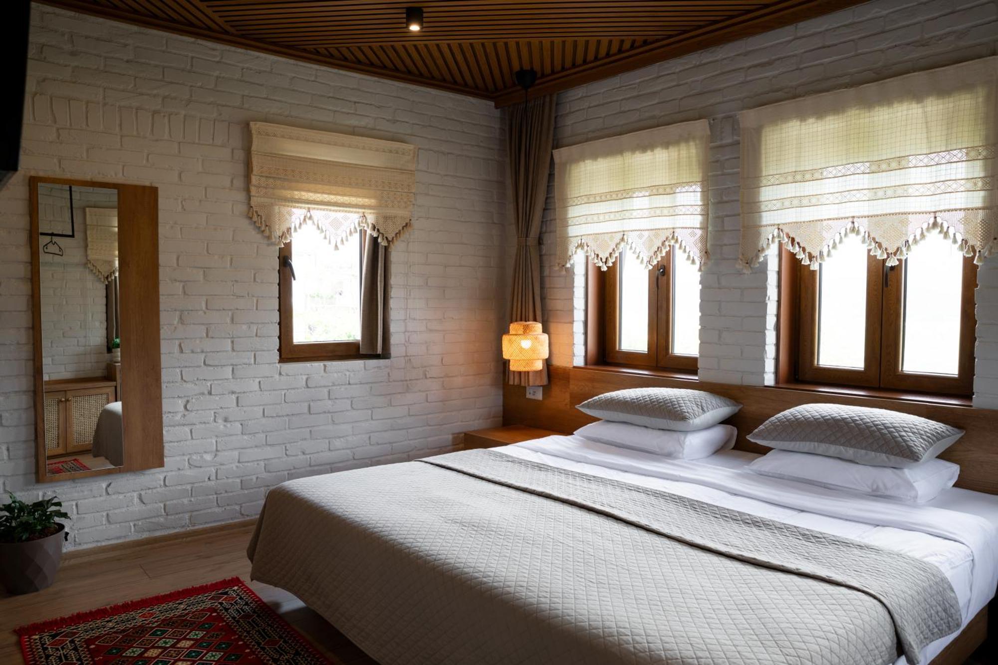 The Stone Sky Hotel Gjirokastër Buitenkant foto