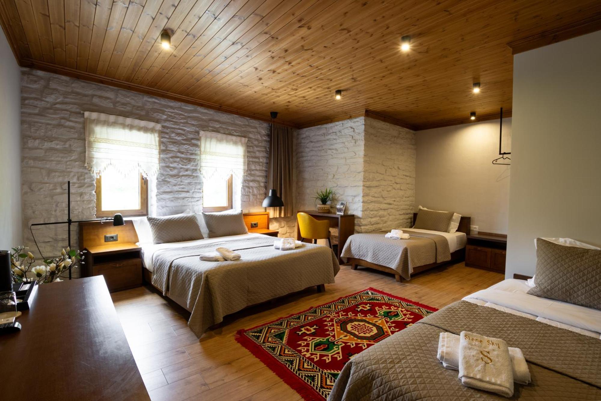 The Stone Sky Hotel Gjirokastër Buitenkant foto