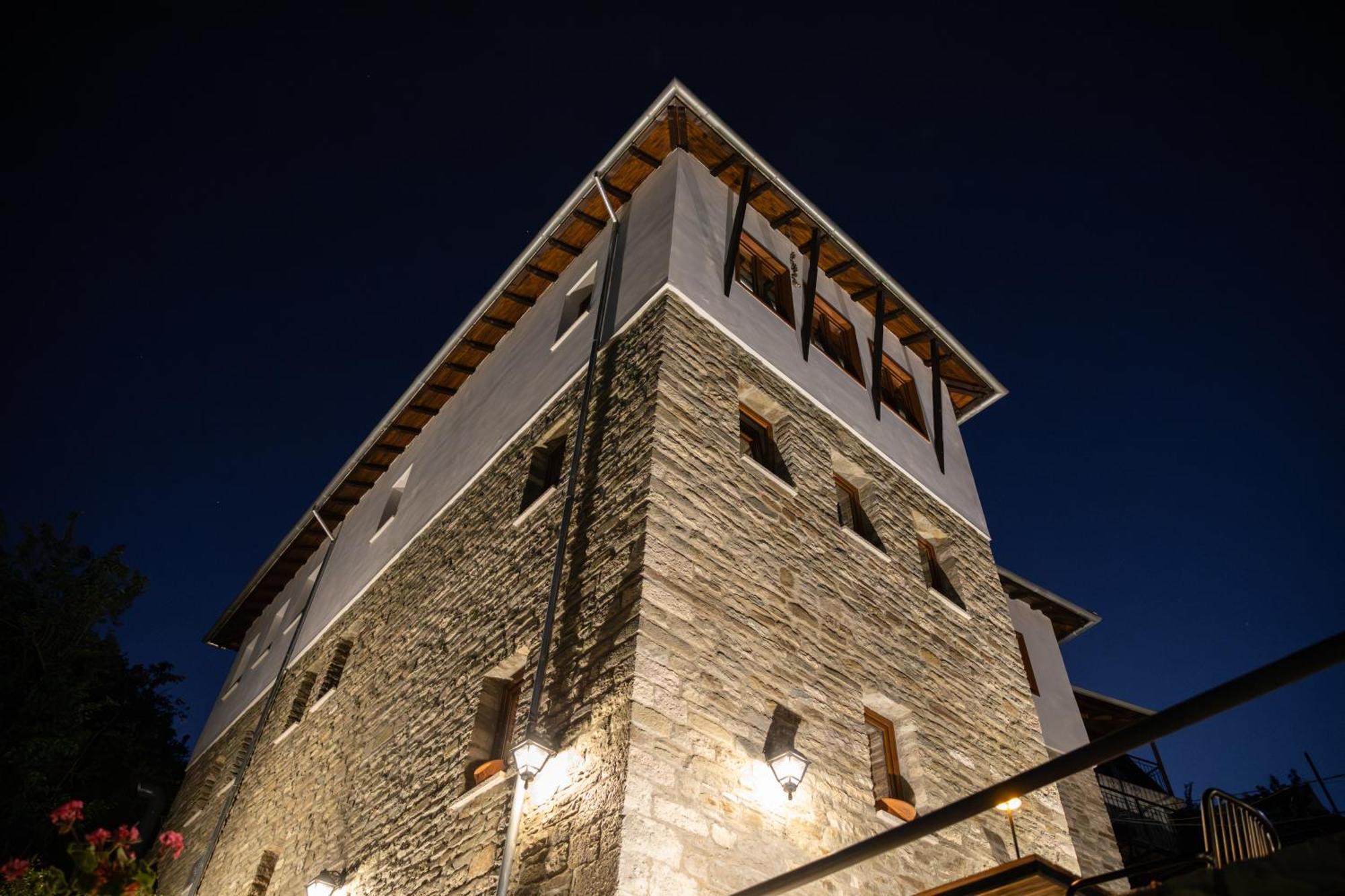 The Stone Sky Hotel Gjirokastër Buitenkant foto