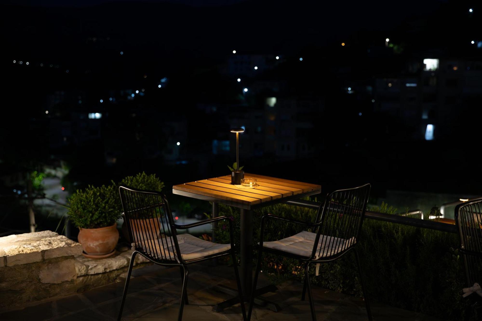 The Stone Sky Hotel Gjirokastër Buitenkant foto